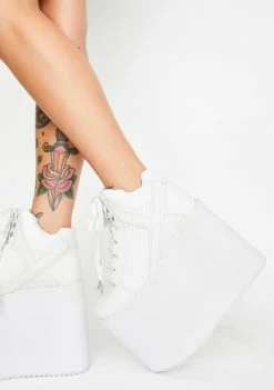 Y.R.U. Qozmo Sky Platforms