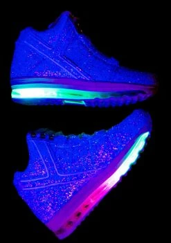 Budget โจ Y.R.U. Qozmo Aiire Glitter ๐ Sneakers ๐ฅ 10 Y.R.U. Qozmo Aiire Glitter Sneakers