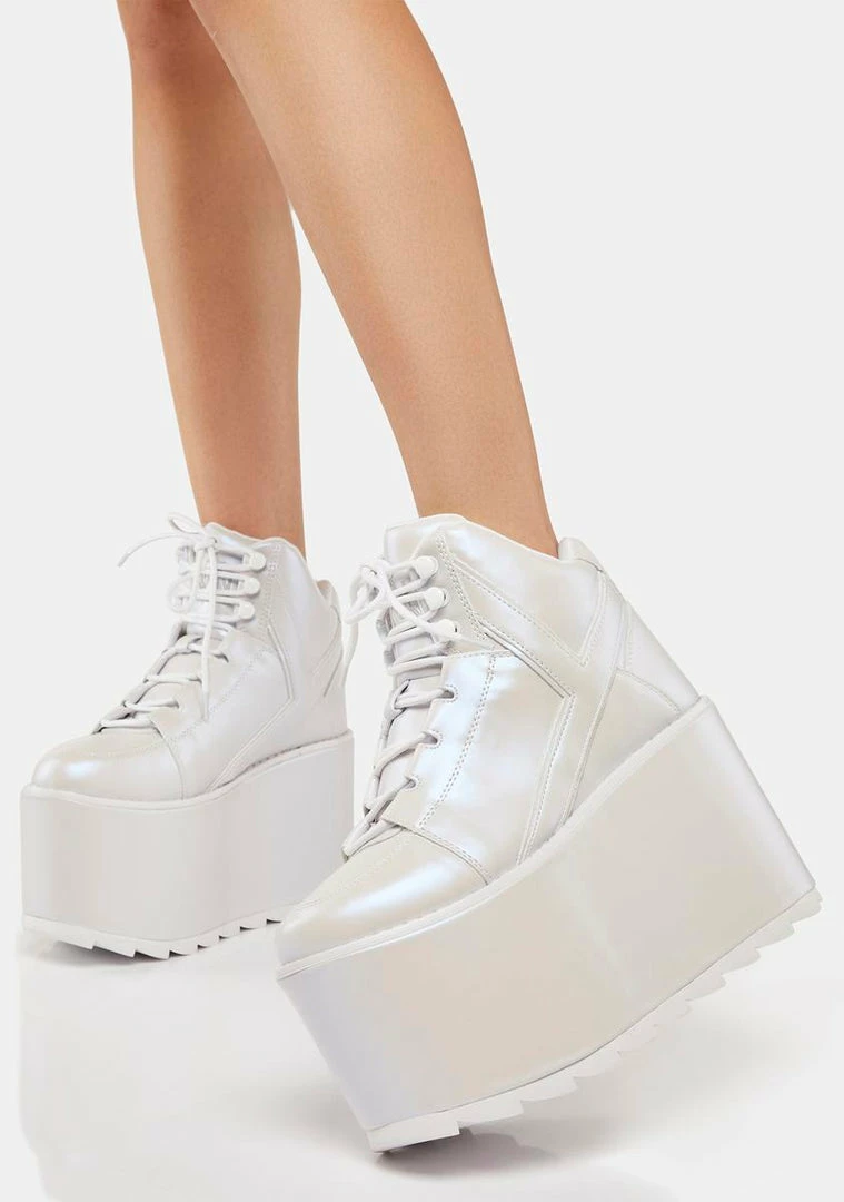 Deals ✔️ Y.R.U. White Pearl Qozmo Platform 👟 Sneakers 💯 6 Y.R.U. White Pearl Qozmo Platform Sneakers