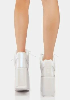Deals ✔️ Y.R.U. White Pearl Qozmo Platform 👟 Sneakers 💯 11 Y.R.U. White Pearl Qozmo Platform Sneakers