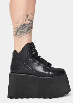 Y.R.U. Black Qozmo Platforms
