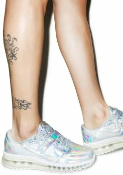 Y.R.U. Aiire Holographic Sneaker