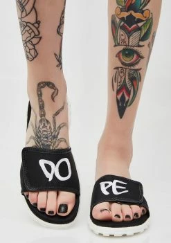 Y.R.U. Dope Nile Slides