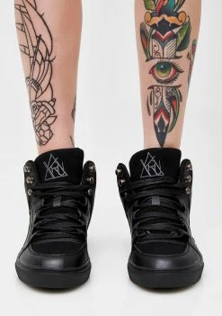 Y.R.U. Sneakers Chill Qozmo Shoes