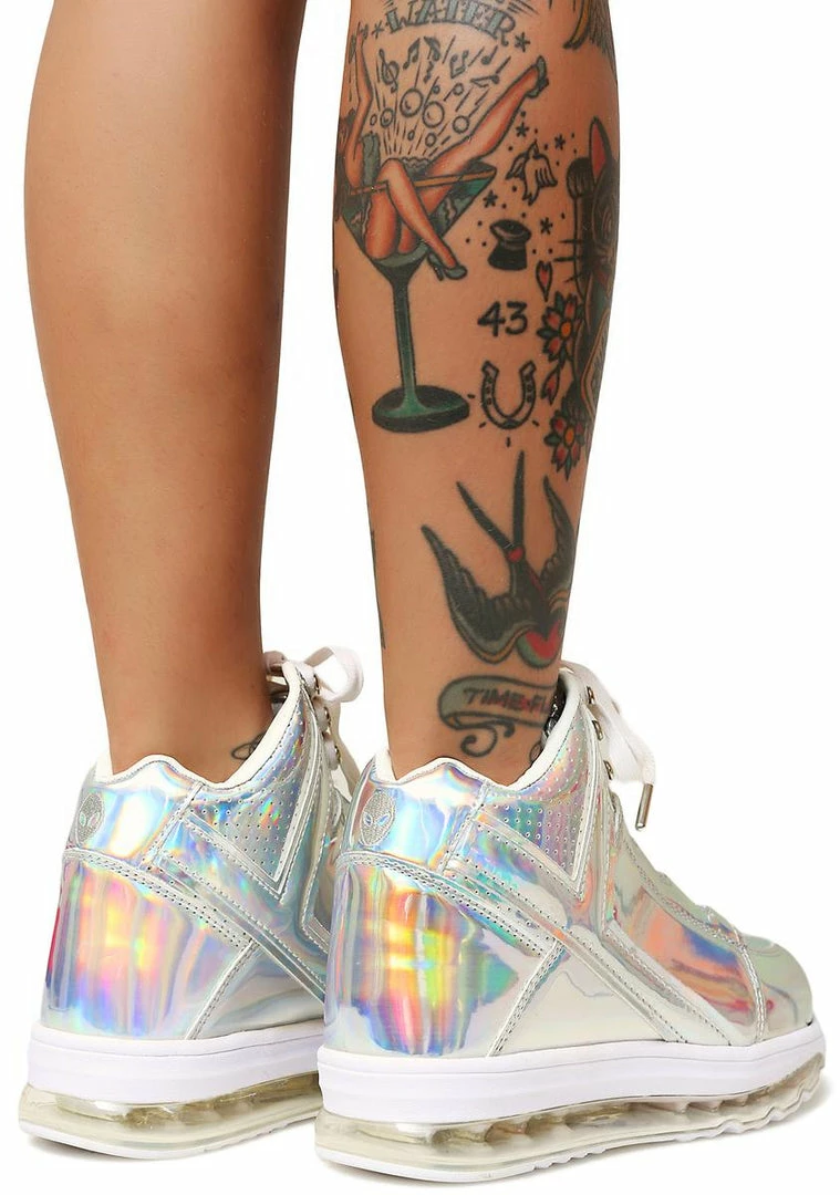 Cheapest ๐ Y.R.U. Qozmo Aiire Light Up Hologram ๐ Sneakers ๐คฉ 6 Y.R.U. Qozmo Aiire Light Up Hologram Sneakers