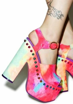 Y.R.U. Rainbow Daydream Platforms