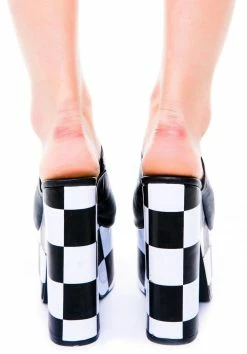 Y.R.U. Checkered Dream Platforms