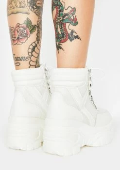 Y.R.U. Platforms White Matrixx Hi 2 Platform Sneakers
