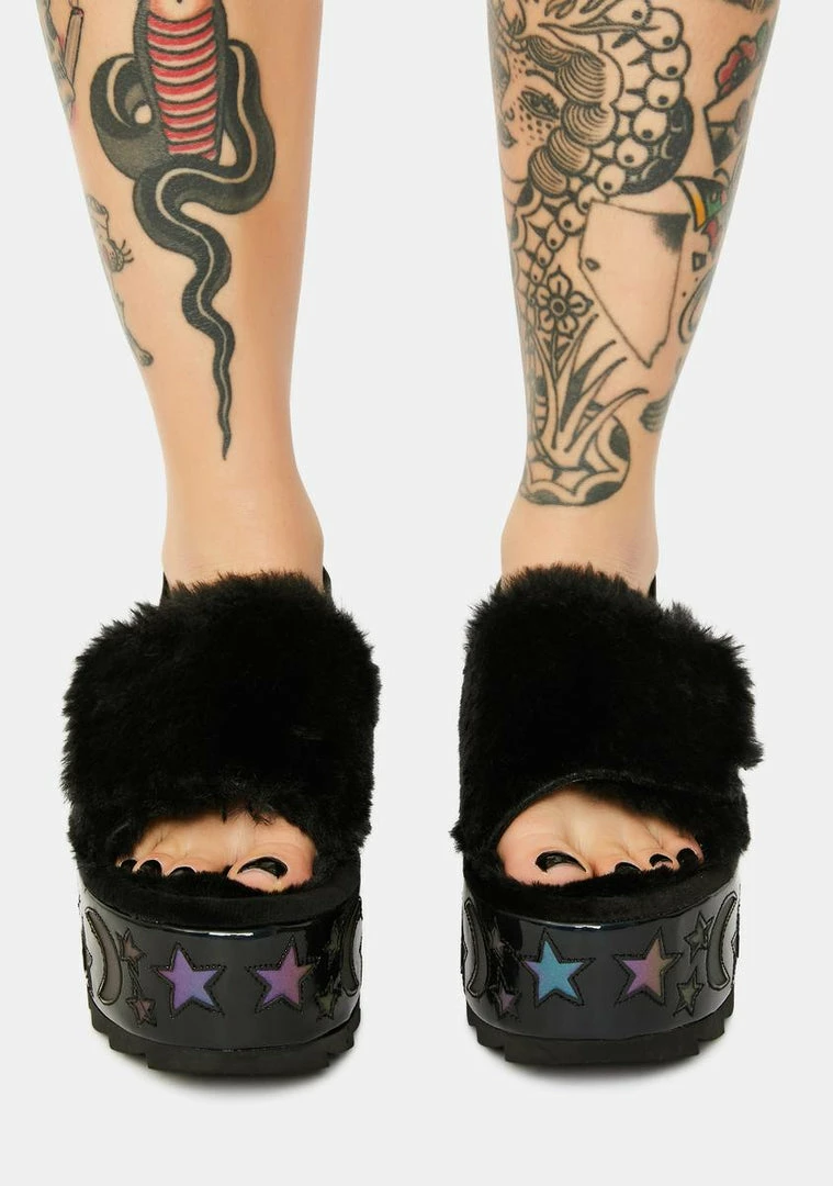 Outlet 👍 Y.R.U. Qozii Luna Reflective Faux Fur Platform Slides 🤩 5 Y.R.U. Qozii Luna Reflective Faux Fur Platform Slides