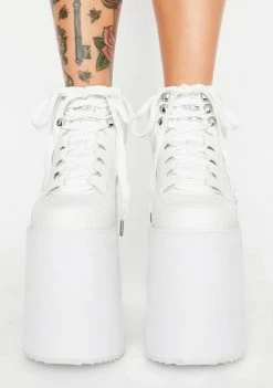 Y.R.U. Qozmo Sky Platforms