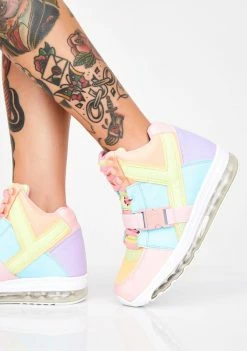 Y.R.U. Qozmo Aiire Pastel Sneakers