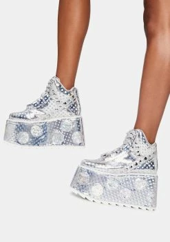 Y.R.U. Chrome Qozmo Space Platforms