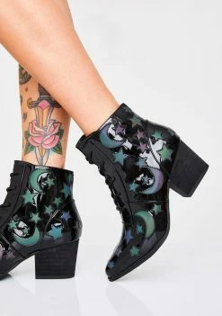 Y.R.U. Aura Reflective Boots