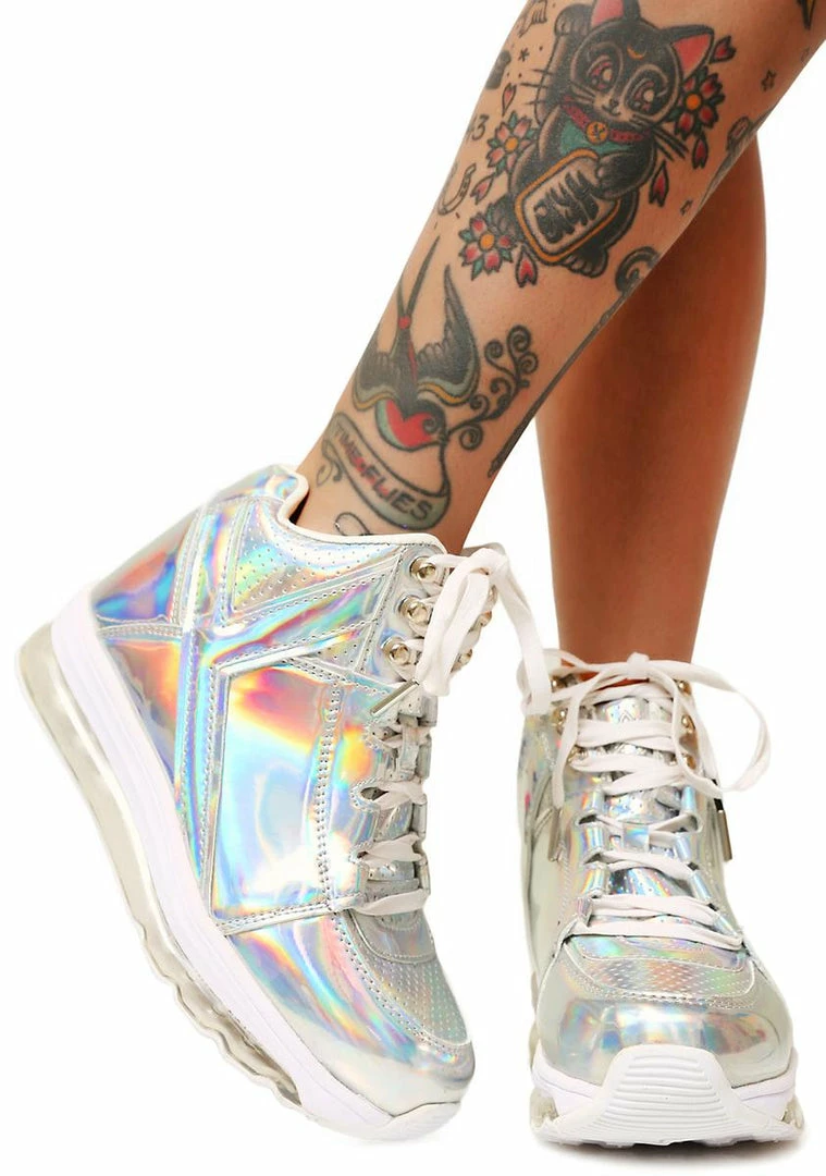 Cheapest ๐ Y.R.U. Qozmo Aiire Light Up Hologram ๐ Sneakers ๐คฉ 5 Y.R.U. Qozmo Aiire Light Up Hologram Sneakers