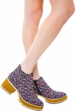 Y.R.U. Floral Wolf II Boots Boots & Booties