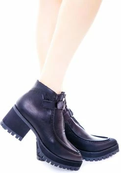 Y.R.U. Clueless Ankle Boots Boots & Booties