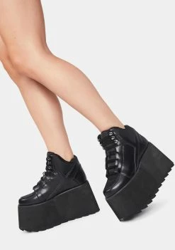 Y.R.U. Black Qozmo Platforms