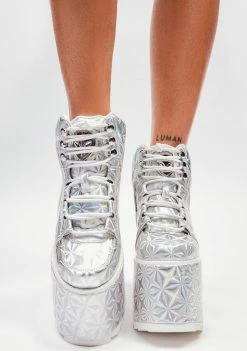 Y.R.U. Qozmo Alien Holographic Platform Sneakers Platforms