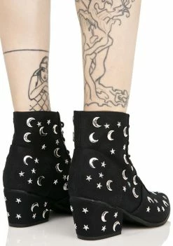 Y.R.U. Aura Qozmiq Stars And Moons Booties