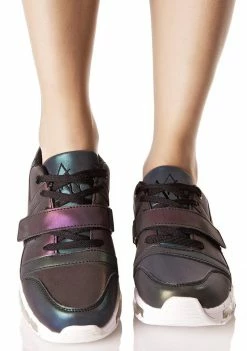 Y.R.U. Aiire Reflective Sneakers