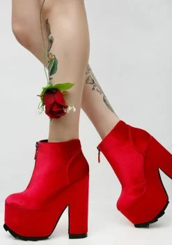 Y.R.U. Nightmare Velvet Platform Boots