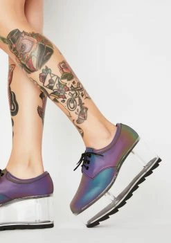 Y.R.U. Qloud 2091 Reflective Platforms