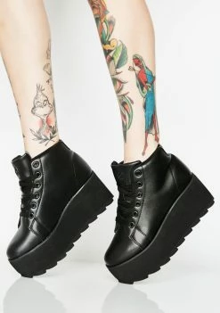 Y.R.U. Lala Hi Black Platform Sneakers